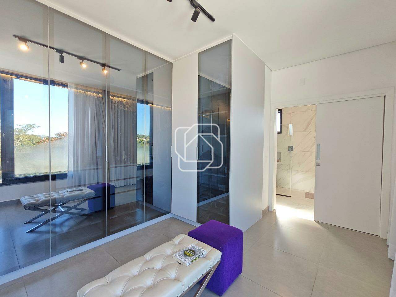 Casa de Condomínio à venda em Indaiatuba - SP - Jardim dos Lagos: Closet
