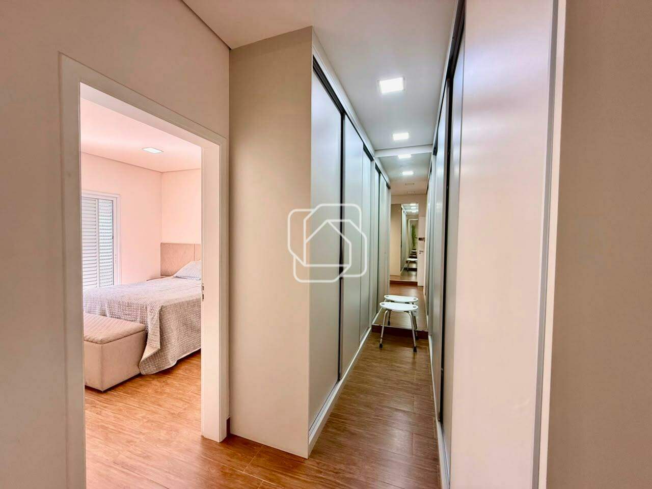 Casa de Condomínio à venda em Itu - SP - Portal da Vila Rica : Closet