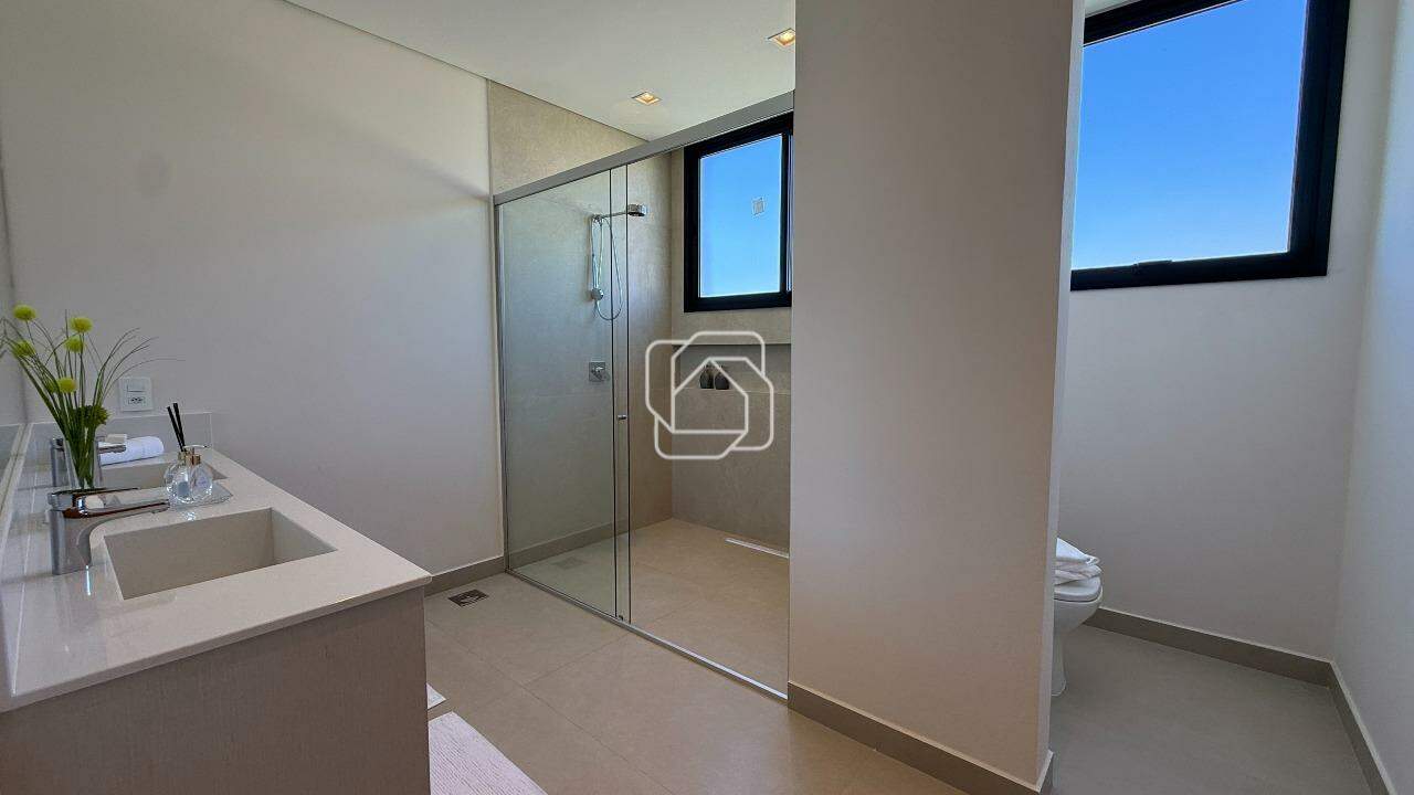 Casa de Condomínio à venda em Itu - SP - Residencial Parque Campos de Santo Antônio II: Banheiro