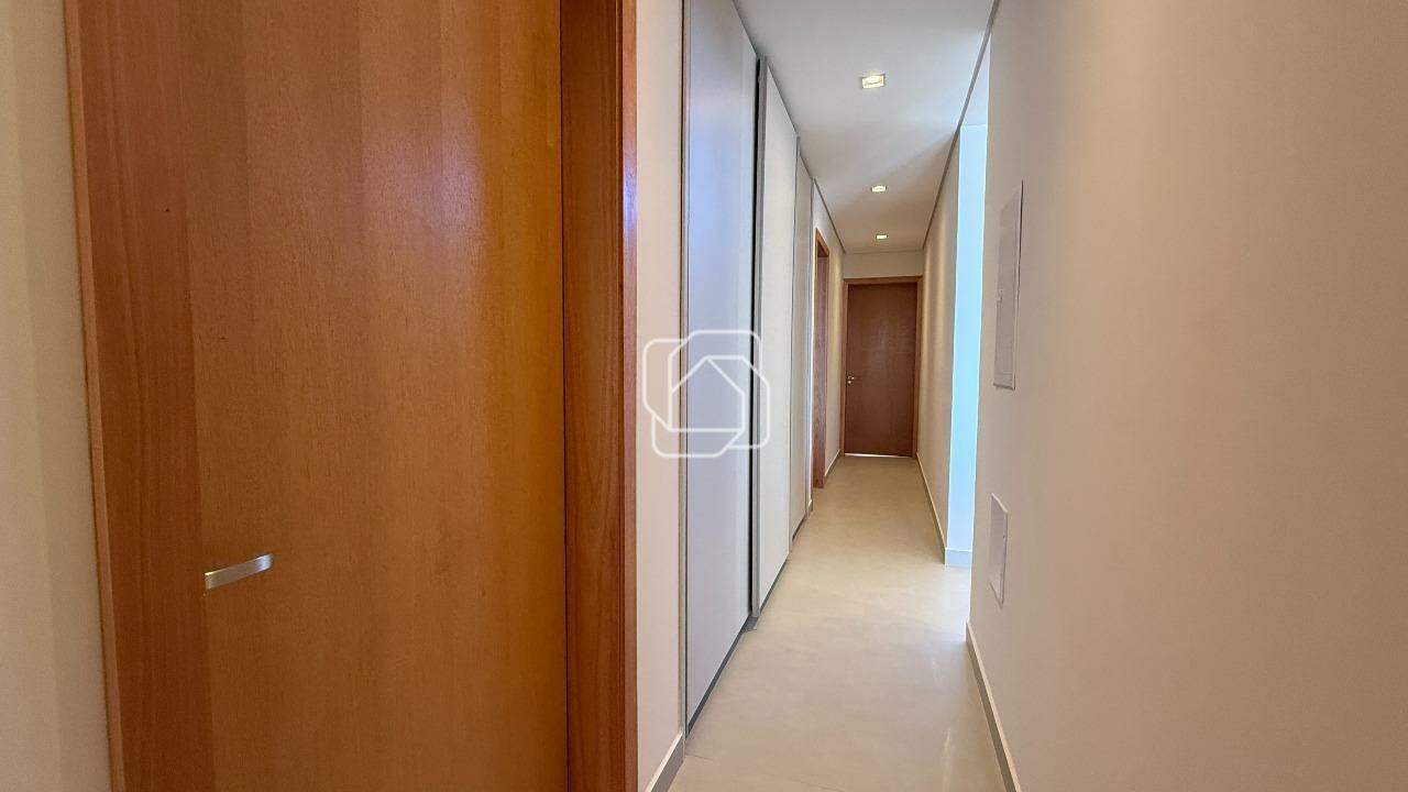 Casa de Condomínio à venda em Itu - SP - Residencial Parque Campos de Santo Antônio II: Corredor