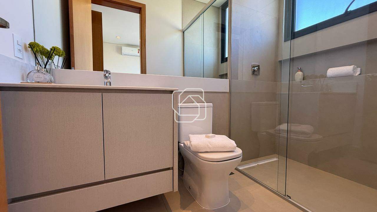 Casa de Condomínio à venda em Itu - SP - Residencial Parque Campos de Santo Antônio II: Banheiro