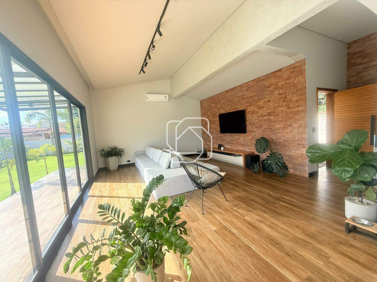Casa de Condomínio à venda em Itu - SP - Santa Inês: Sala de estar