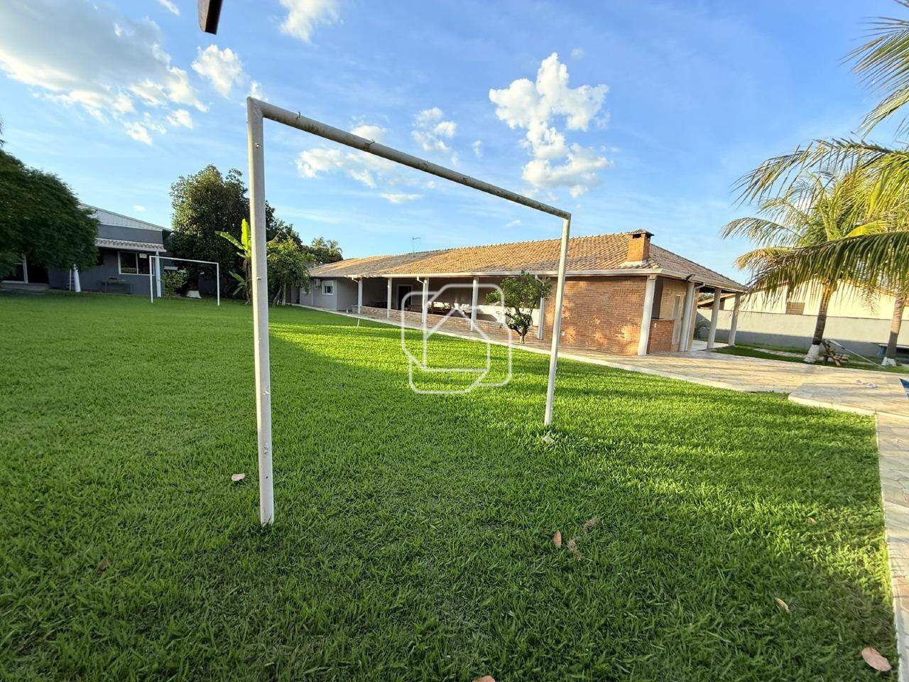 Casa de Condomínio à venda em Itu - SP - Condomínio Santa Inês: Campo de futebol