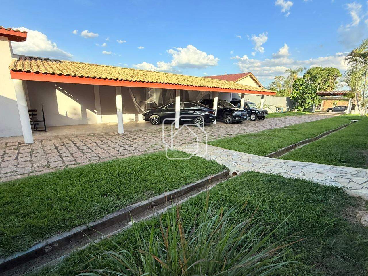 Casa de Condomínio à venda em Itu - SP - Condomínio Santa Inês: Garagem