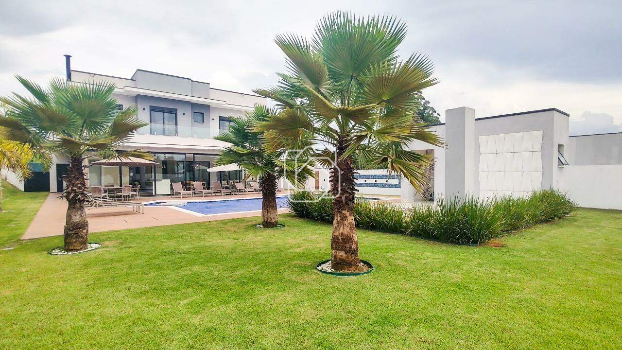 Casa de Condomínio para aluguel em Itu - SP - Parque Village Castelo: Fundos