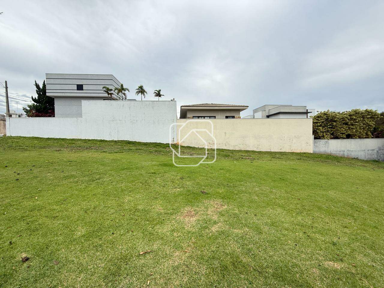 Terreno à venda em Indaiatuba - SP - Jardim dos Lagos: Visão geral do terreno