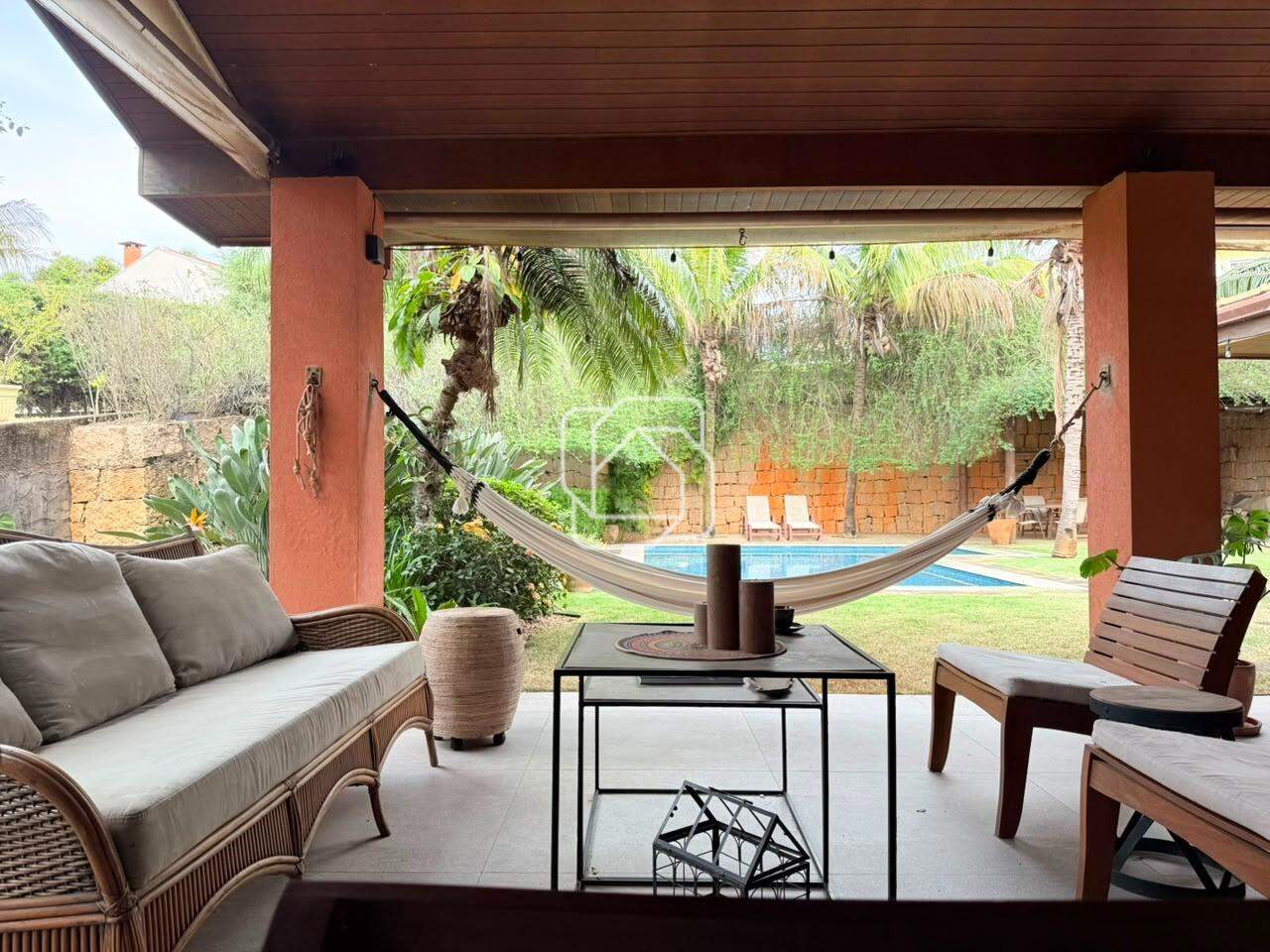 Casa de Condomínio à venda em Itu - SP - Condomínio Campos de Santo Antônio: Varanda