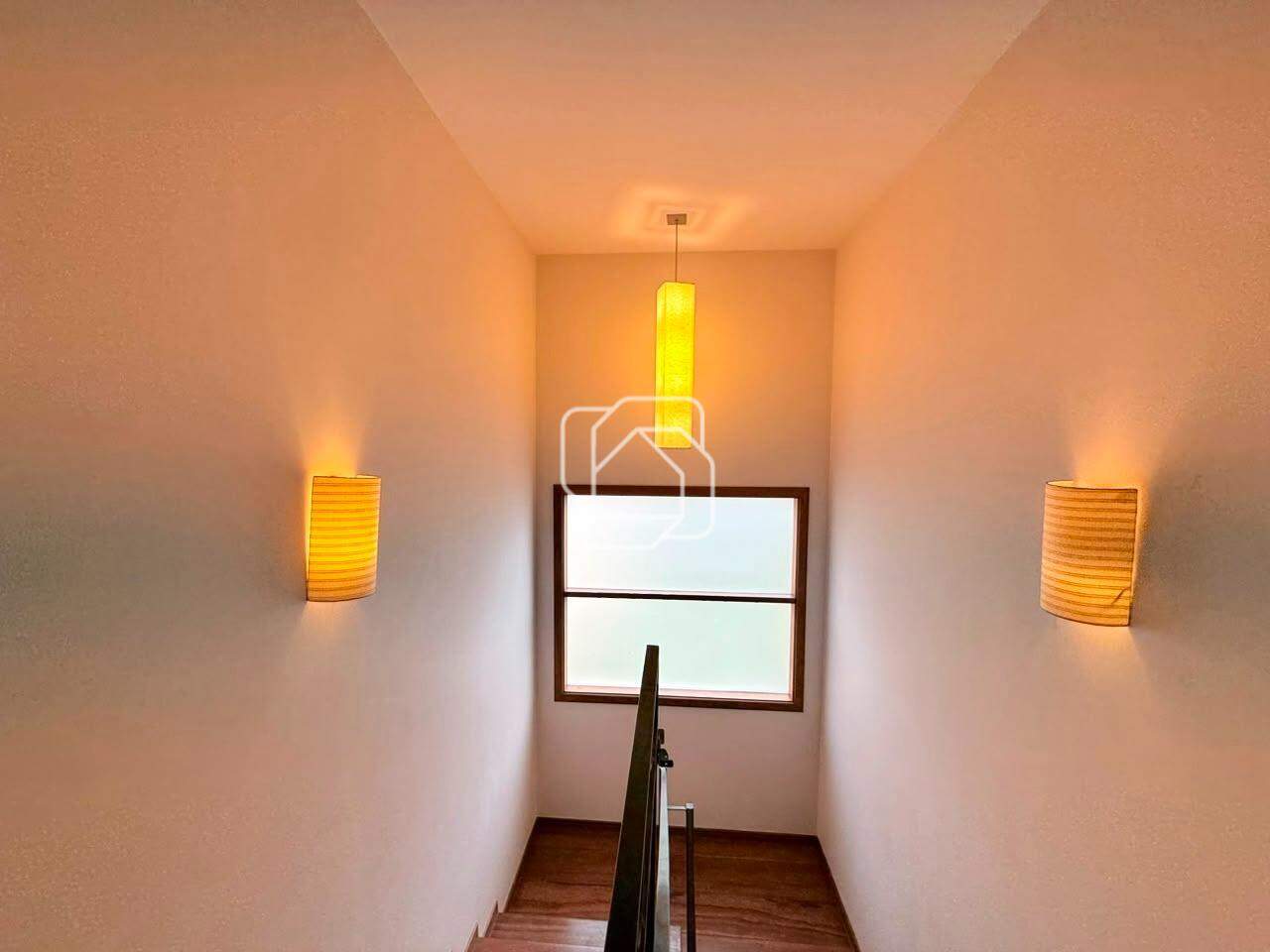 Casa de Condomínio à venda em Itu - SP - Condomínio Campos de Santo Antônio: Corredor