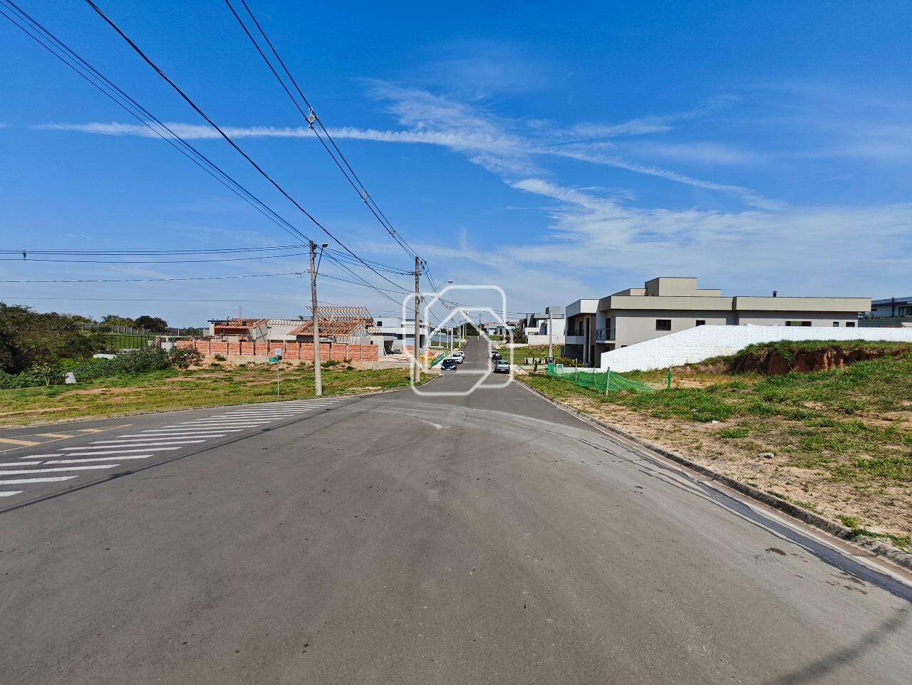 Terreno à venda em Indaiatuba - SP - Jardim Quintas da Terracota: Rua do terreno