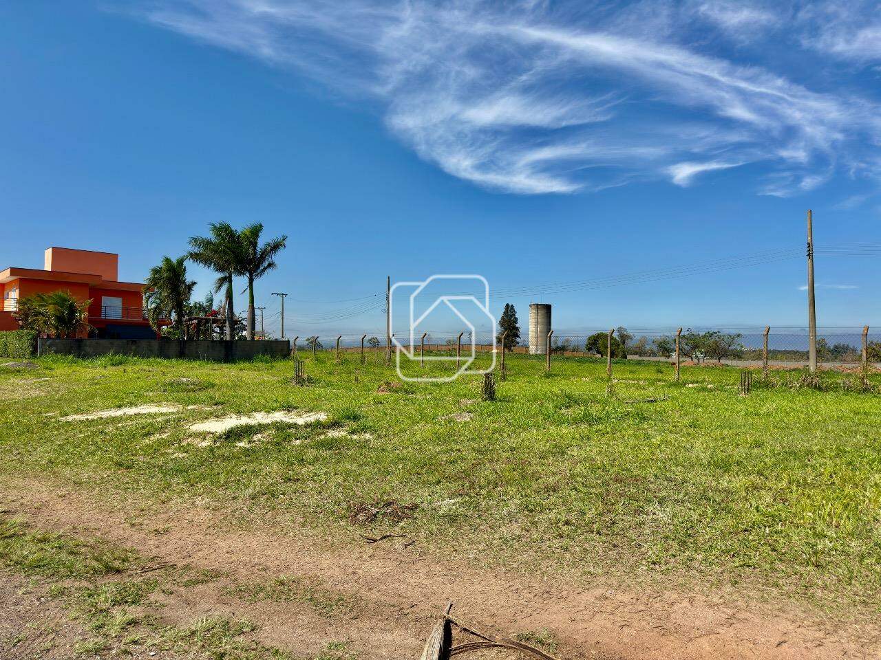 Terreno à venda em Salto - SP - Condomínio Fazenda Palmeiras Imperiais: Visão geral do terreno