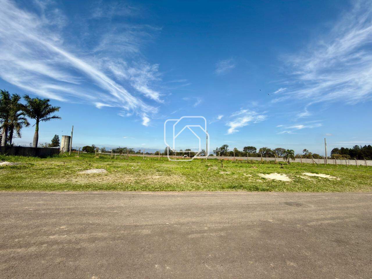 Terreno à venda em Salto - SP - Condomínio Fazenda Palmeiras Imperiais: Visão geral do terreno
