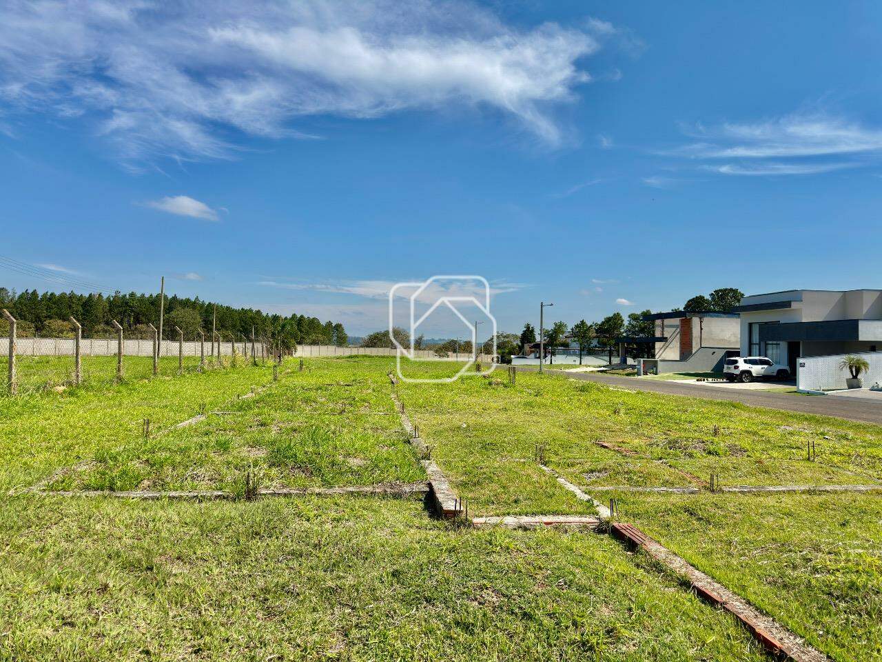 Terreno à venda em Salto - SP - Condomínio Fazenda Palmeiras Imperiais: Visão geral do terreno