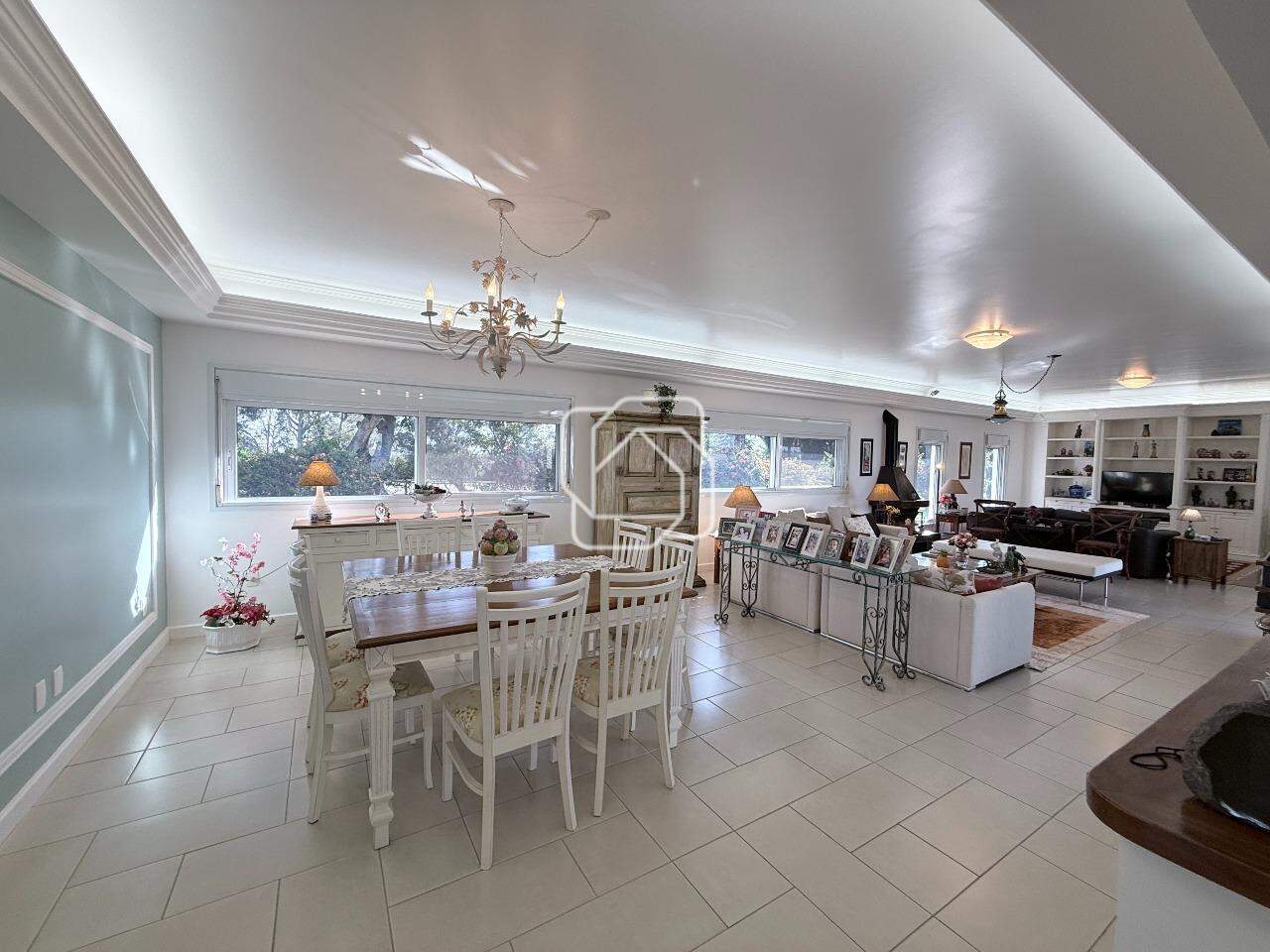Casa de Condomínio à venda em Salto - SP - Haras Paineiras: Sala de jantar