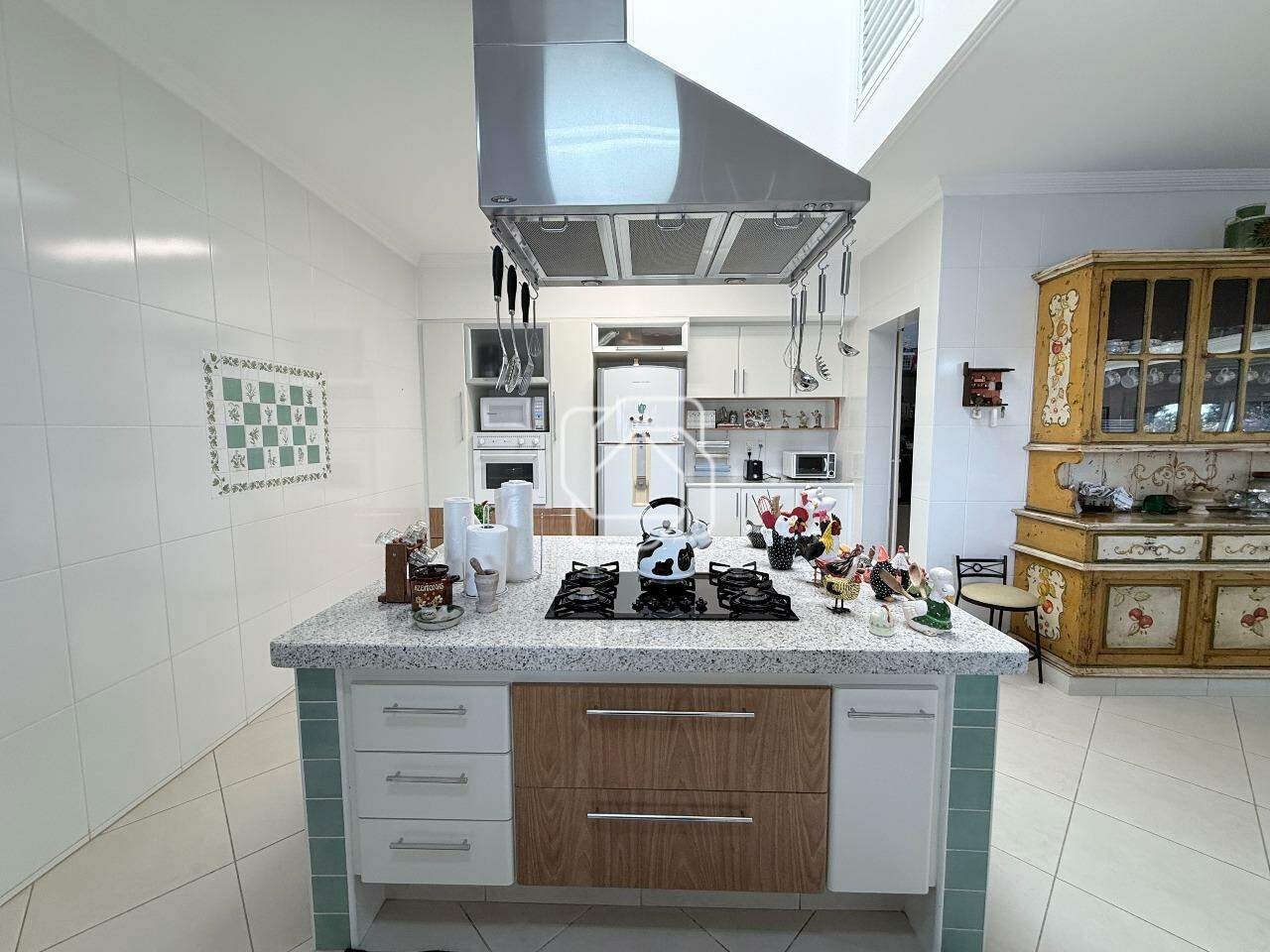 Casa de Condomínio à venda em Salto - SP - Haras Paineiras: Cozinha