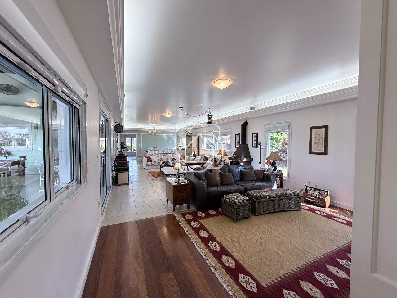 Casa de Condomínio à venda em Salto - SP - Haras Paineiras: Sala de TV