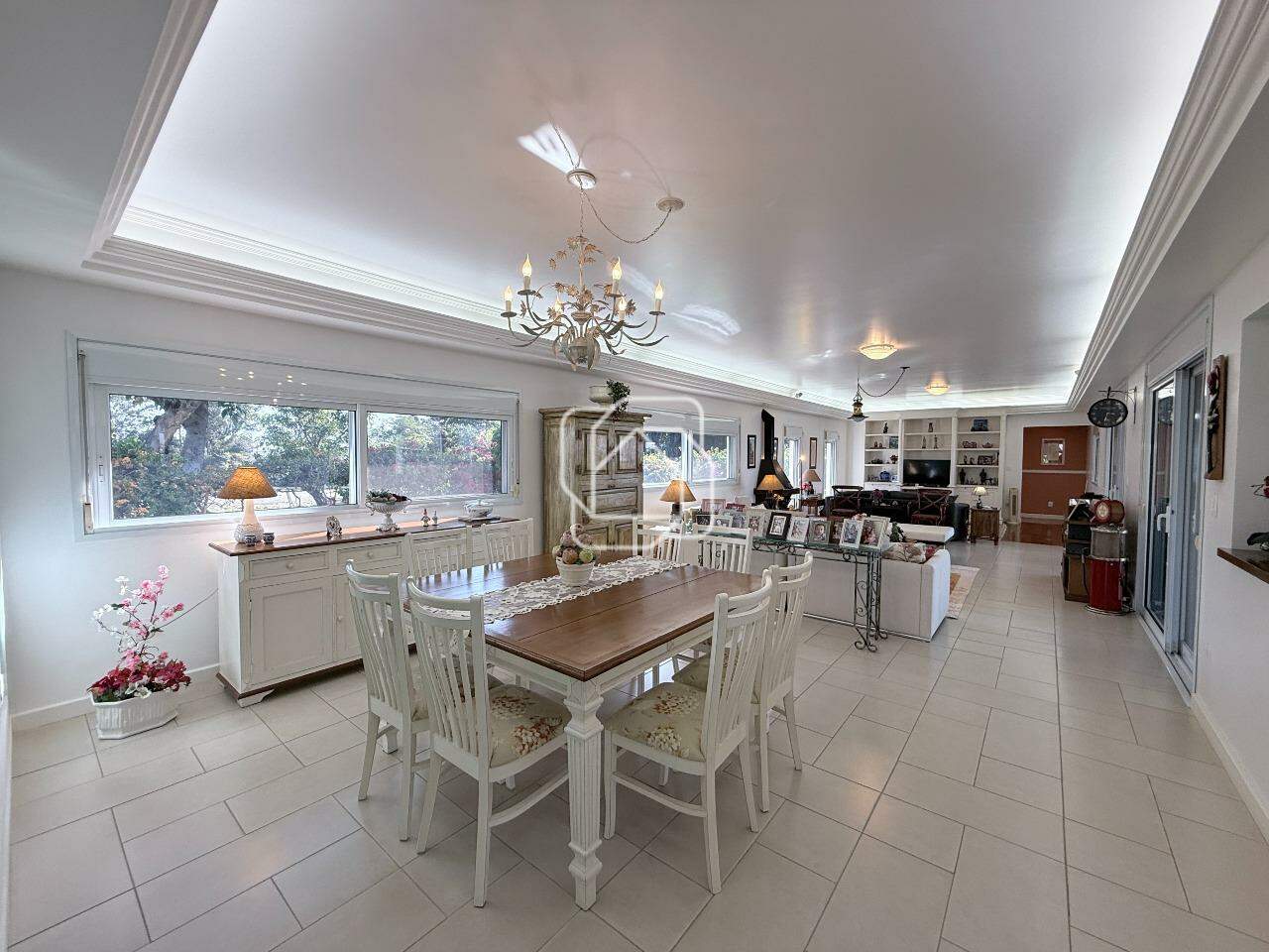 Casa de Condomínio à venda em Salto - SP - Haras Paineiras: Sala de jantar