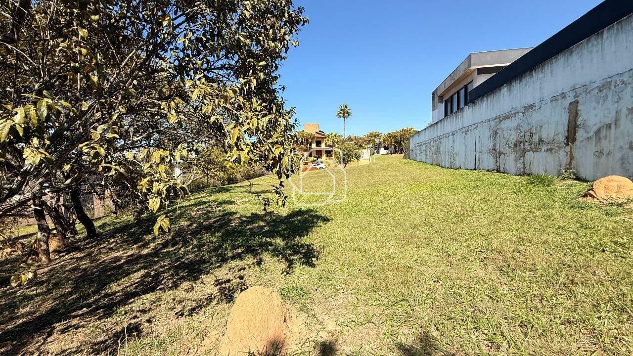 Terreno à venda em Itu - SP - Parque Village Castelo: Visão geral do terreno