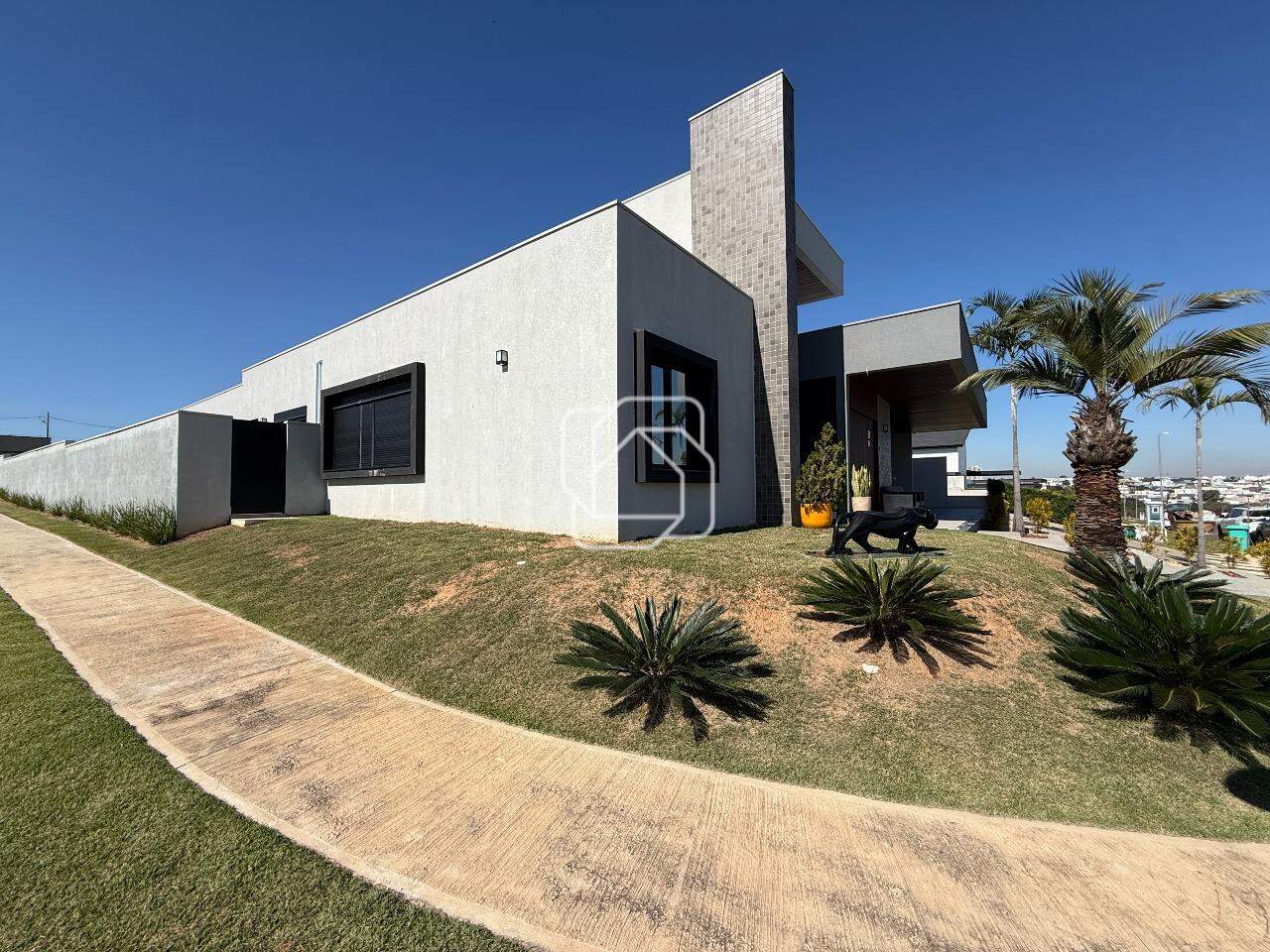Casa para aluguel em Indaiatuba - SP - Reserva Petrus: Área externa