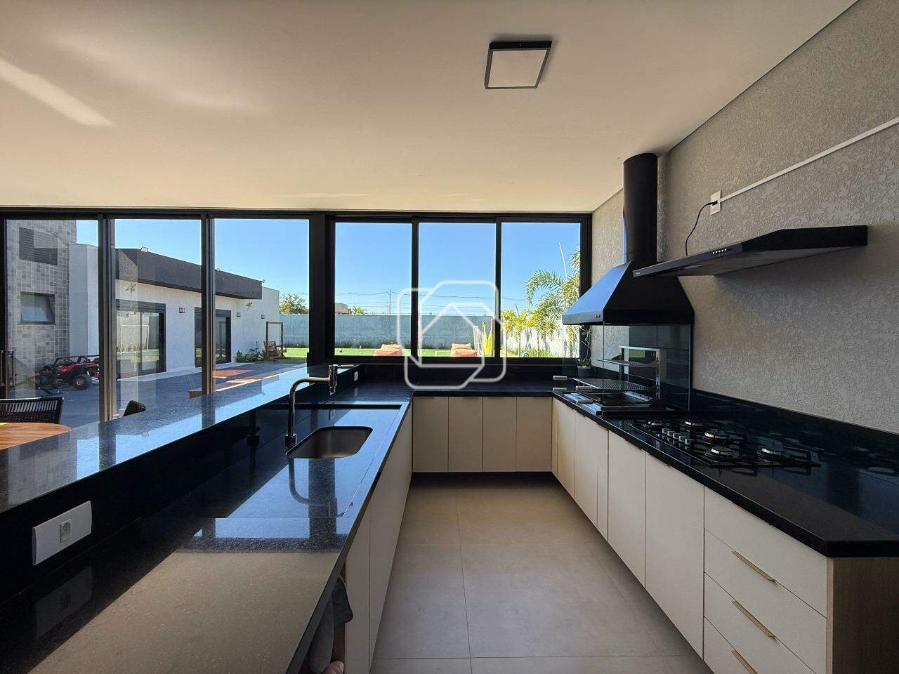 Casa para aluguel em Indaiatuba - SP - Reserva Petrus: Cozinha