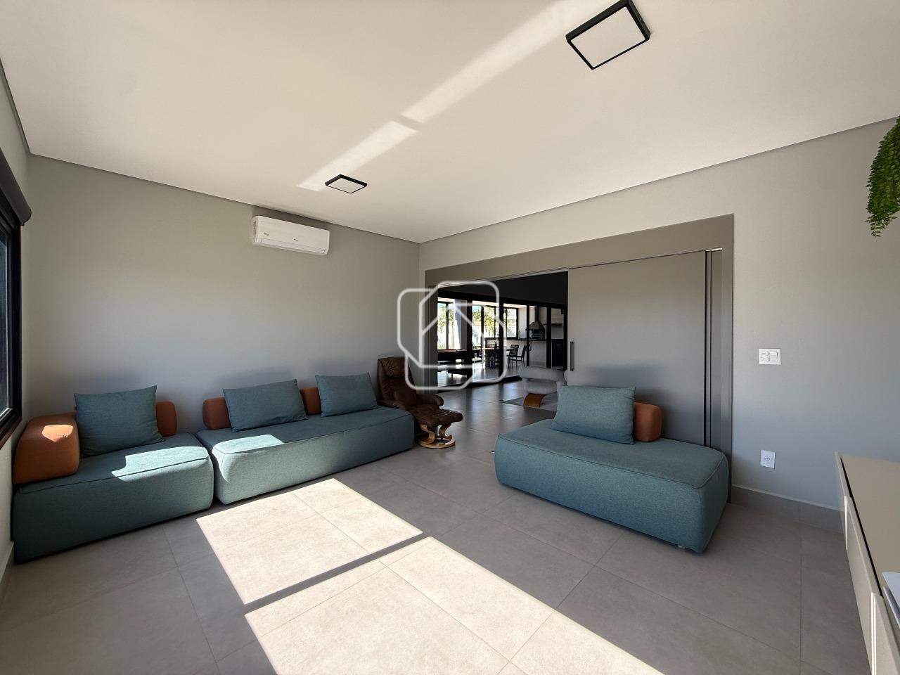 Casa para aluguel em Indaiatuba - SP - Reserva Petrus: Sala de TV