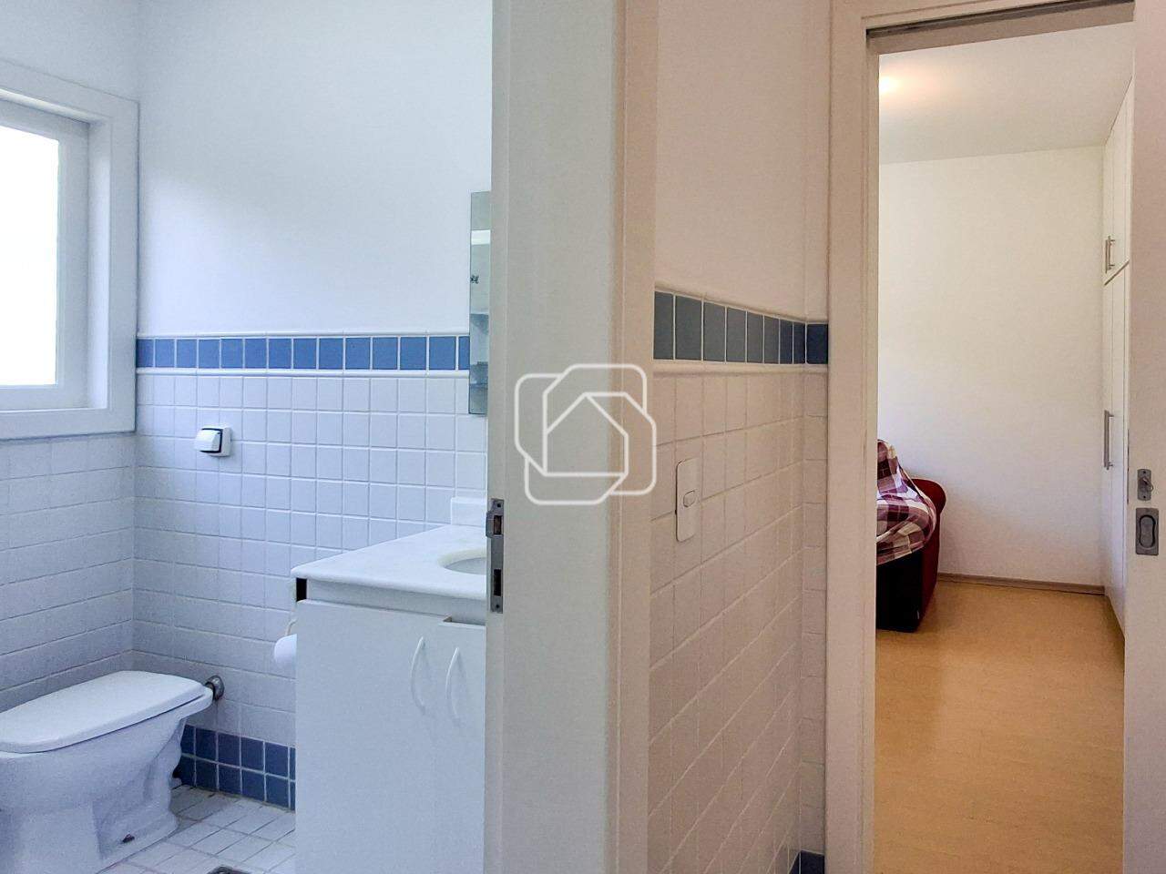 Casa de Condomínio à venda em Itu - SP - Condomínio Campos de Santo Antônio: Banheiro
