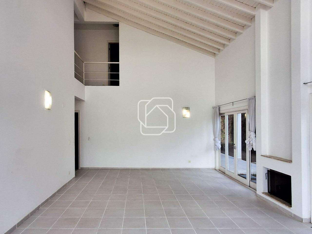 Casa de Condomínio à venda em Itu - SP - Condomínio Campos de Santo Antônio: Living