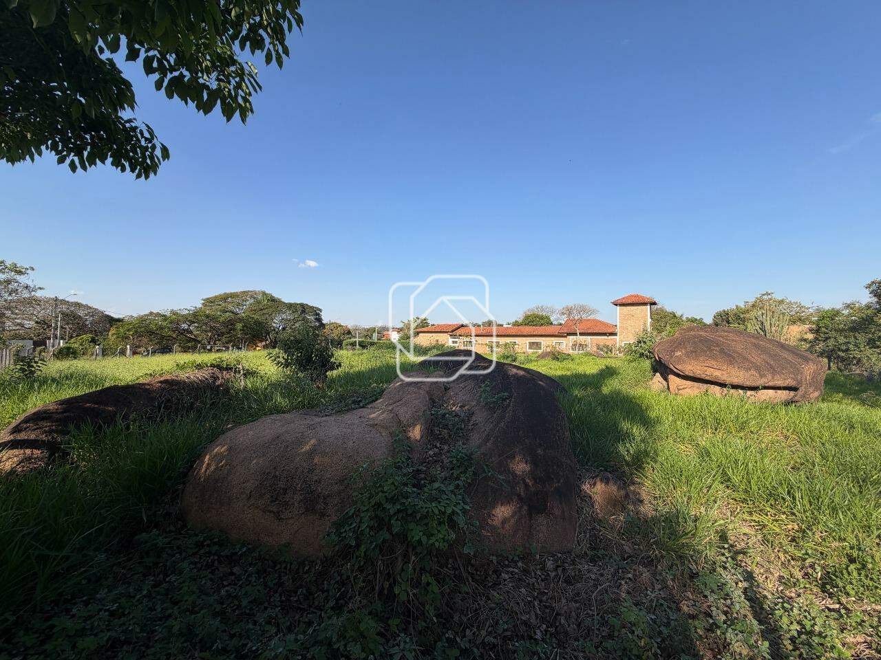 Terreno à venda em Indaiatuba - SP - Vale das Laranjeiras: Visão geral do terreno