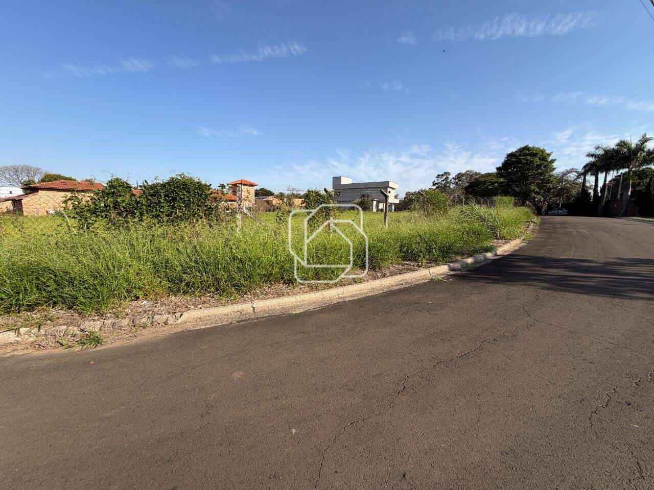 Terreno à venda em Indaiatuba - SP - Vale das Laranjeiras: Visão geral do terreno