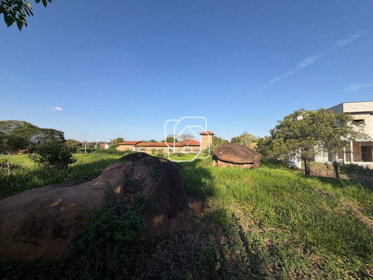 Terreno à venda em Indaiatuba - SP - Vale das Laranjeiras: Visão geral do terreno