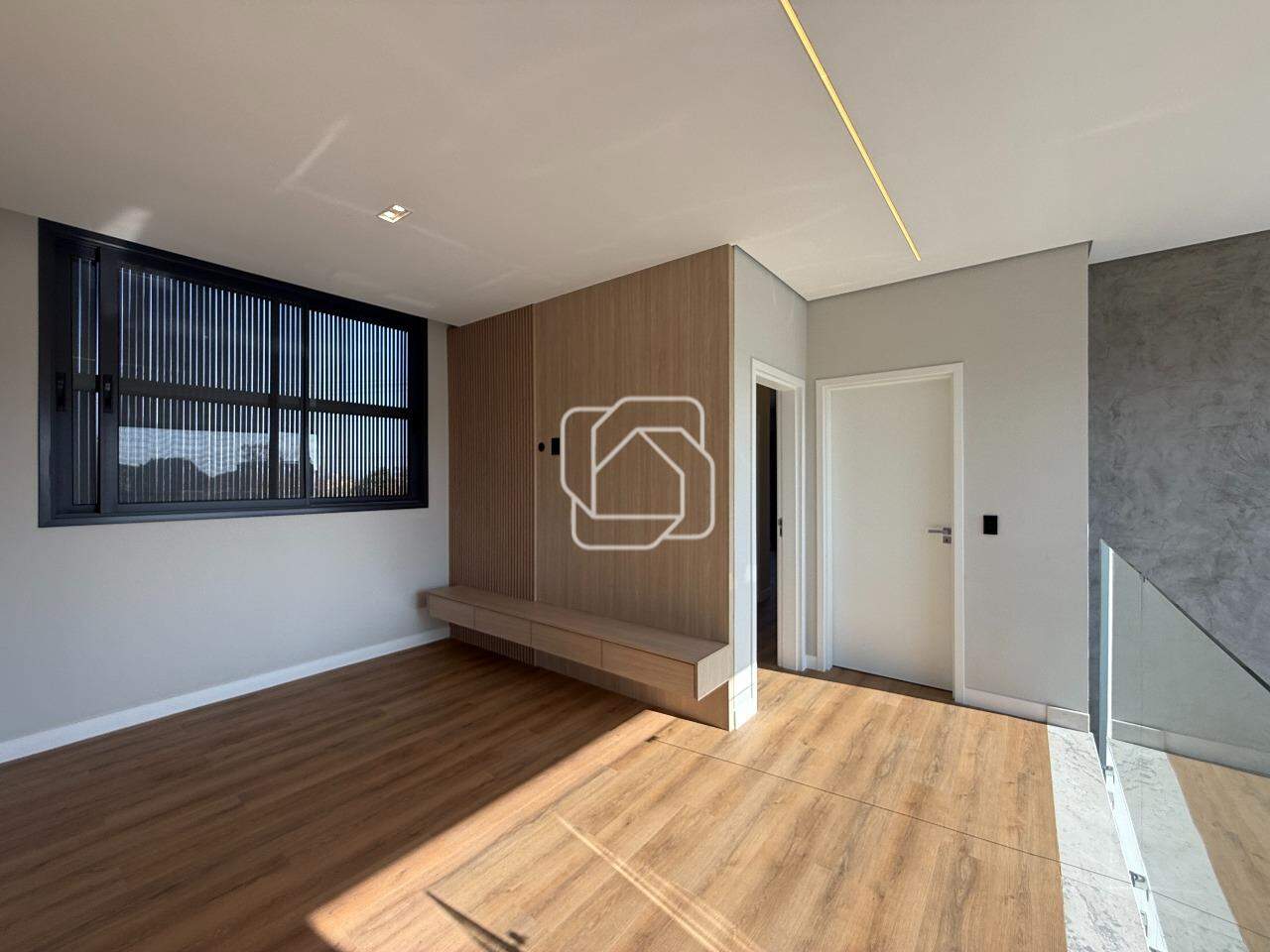 Casa de Condomínio à venda em Indaiatuba - SP - Jardim Villa Sapezal: Sala íntima