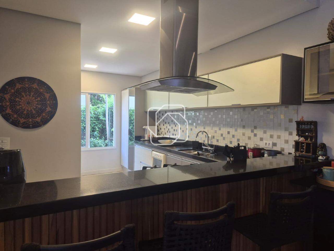 Casa de Condomínio à venda em Salto - SP - Terras de Mont Serrat: Cozinha