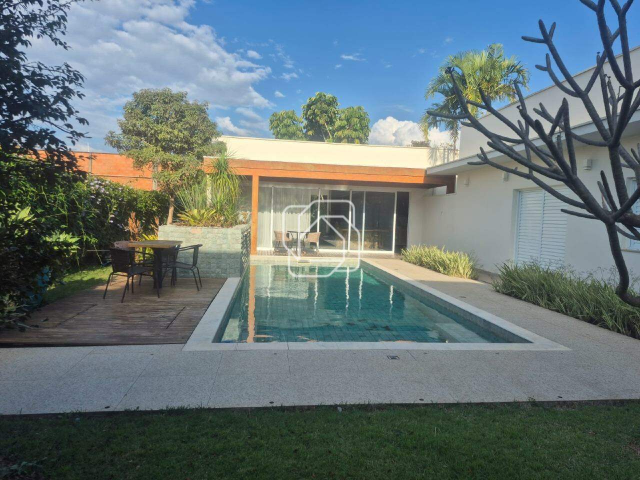 Casa de Condomínio à venda em Salto - SP - Terras de Mont Serrat: Área da piscina
