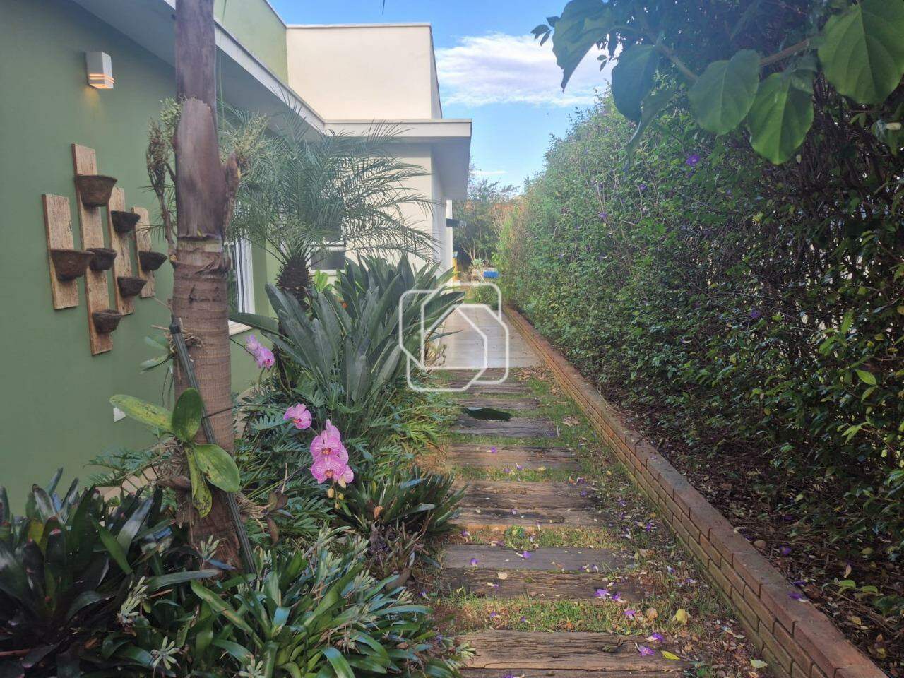 Casa de Condomínio à venda em Salto - SP - Terras de Mont Serrat: Área externa