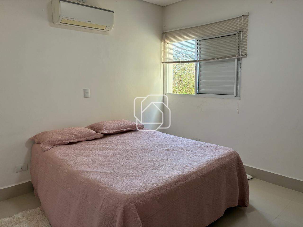 Casa de Condomínio à venda em Salto - SP - Residencial Primavera II: Quarto