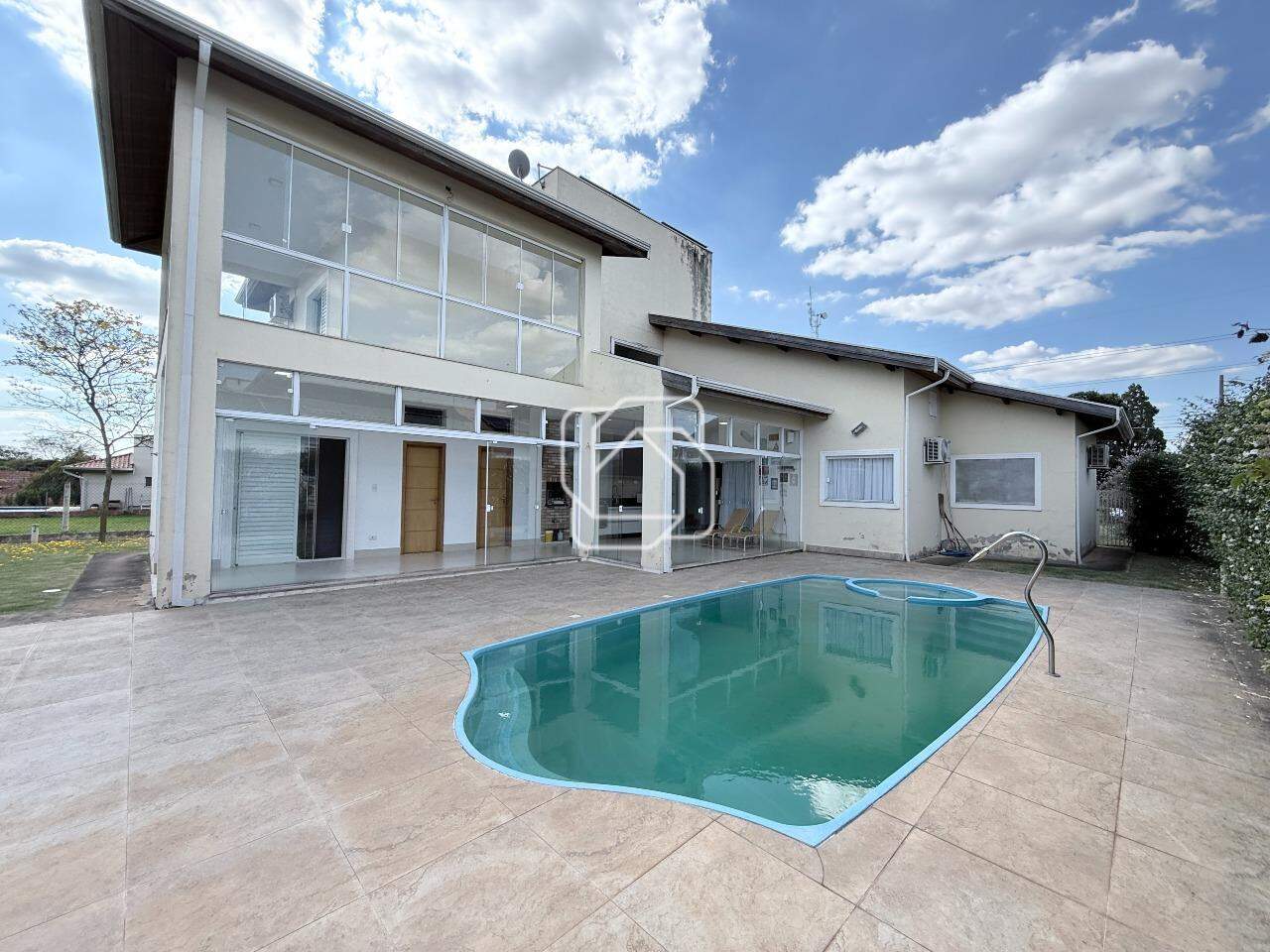 Casa de Condomínio à venda em Salto - SP - Residencial Primavera II: Área da piscina