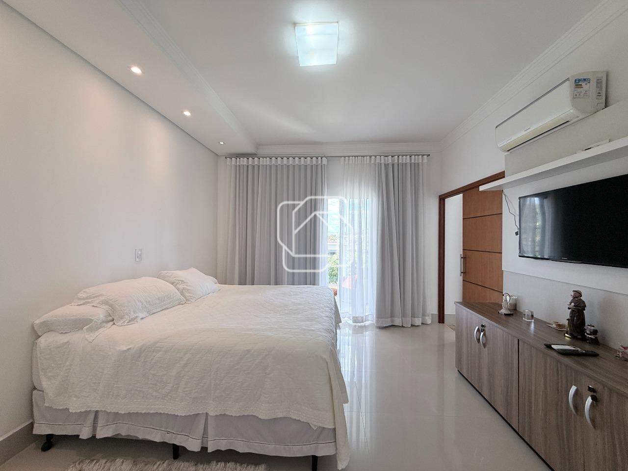 Casa de Condomínio à venda em Salto - SP - Residencial Primavera II: Quarto