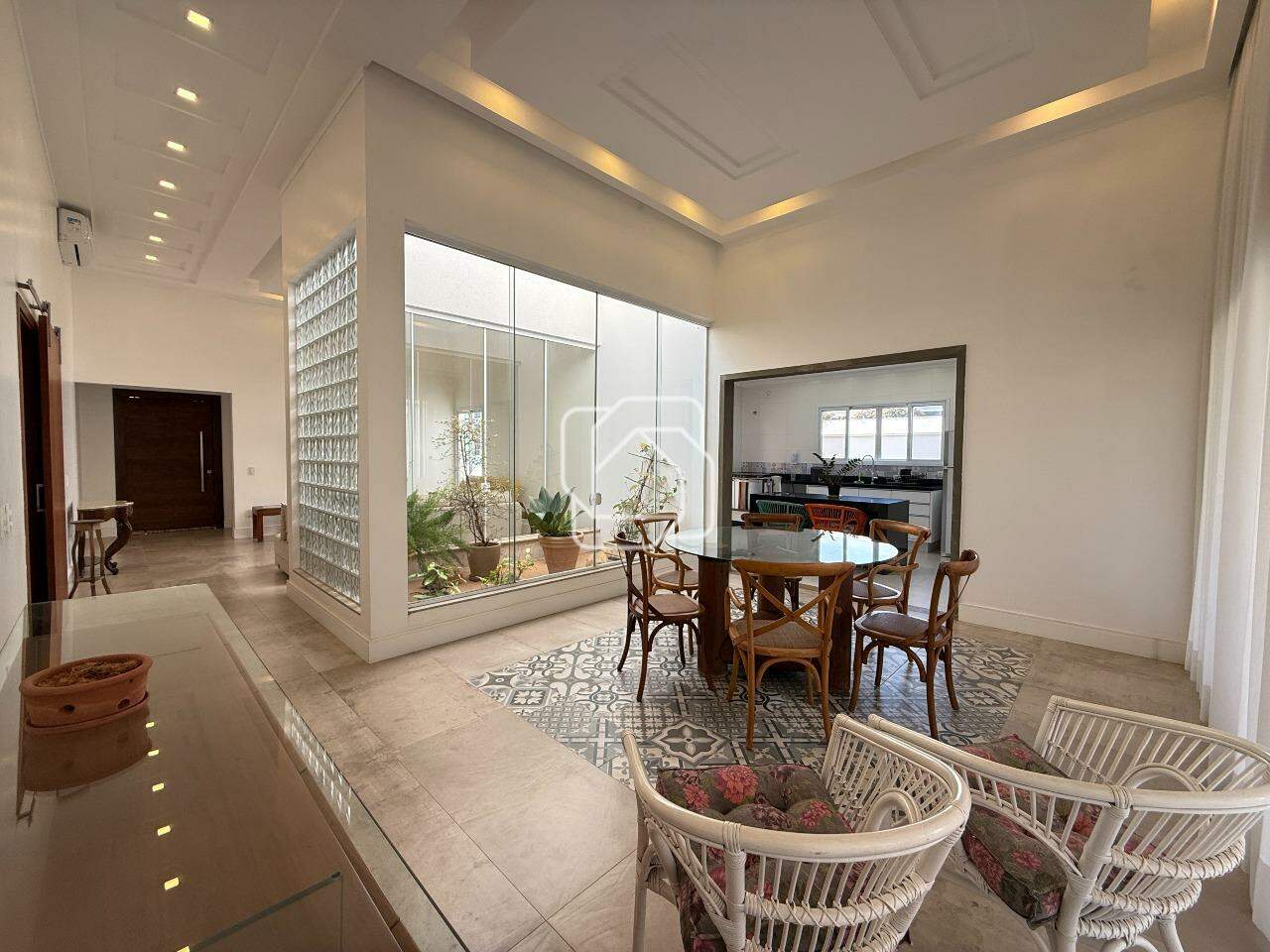 Casa de Condomínio à venda em Indaiatuba - SP - Jardim Quintas da Terracota: Sala de jantar