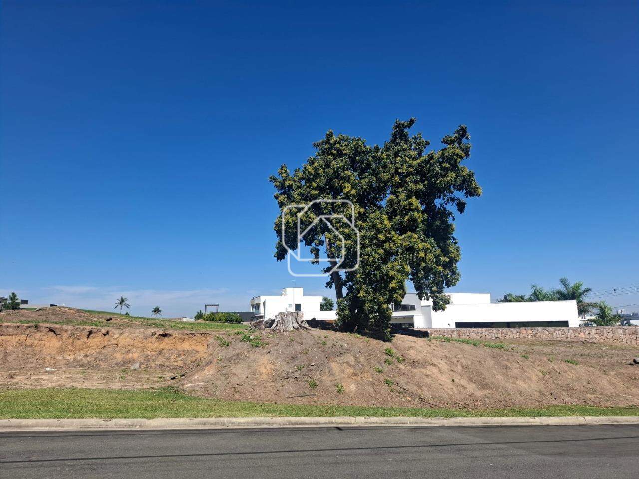 Terreno à venda em Indaiatuba - SP - Jardins do Golfe Residencial Indaiatuba: Visão geral do terreno