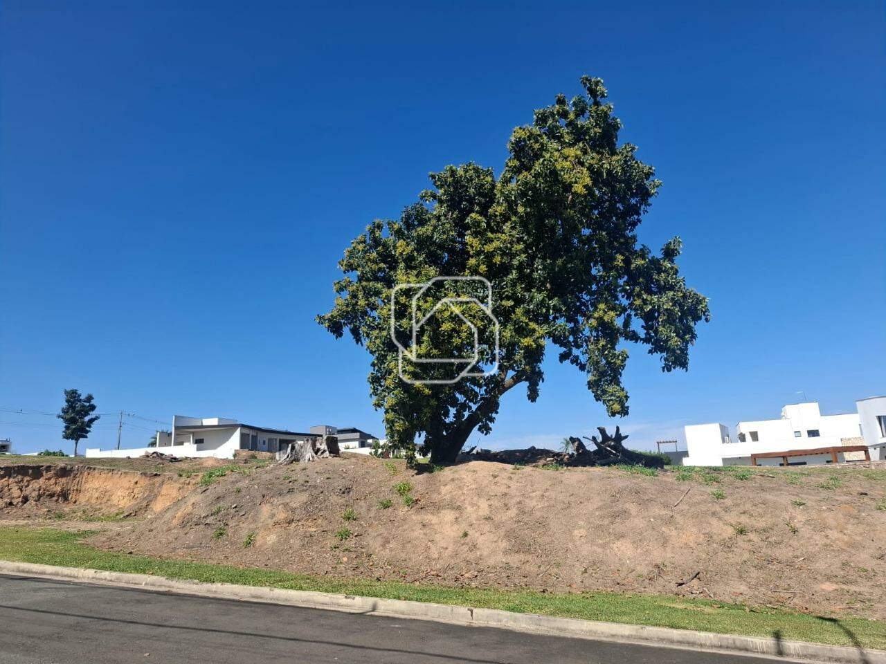 Terreno à venda em Indaiatuba - SP - Jardins do Golfe Residencial Indaiatuba: Visão geral do terreno