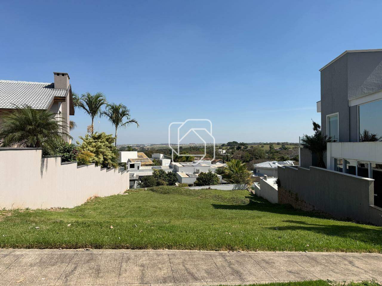 Terreno à venda em Indaiatuba - SP - Jardim Vila Paradiso: Visão geral do terreno