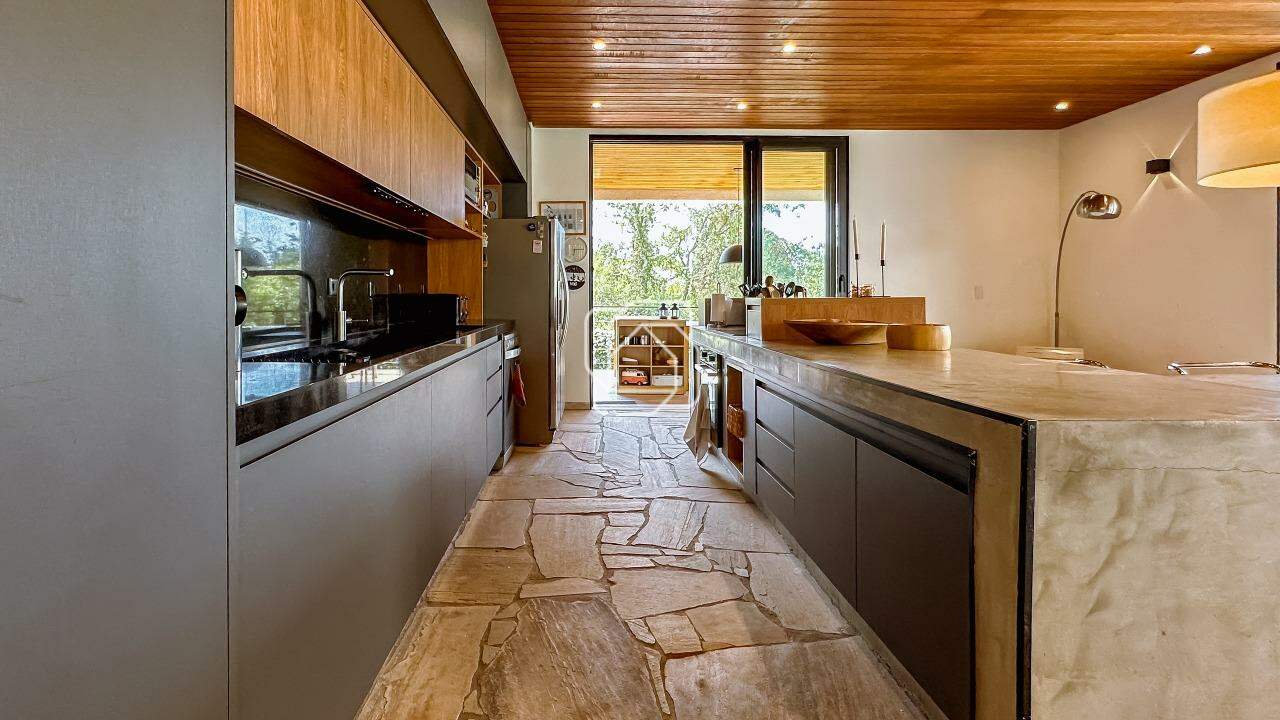 Casa de Condomínio à venda em Indaiatuba - SP - Parque Villa dos Pinheiros: Cozinha