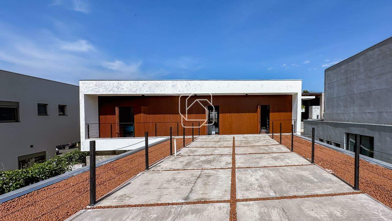 Casa de Condomínio à venda em Indaiatuba - SP - Parque Villa dos Pinheiros: Varanda