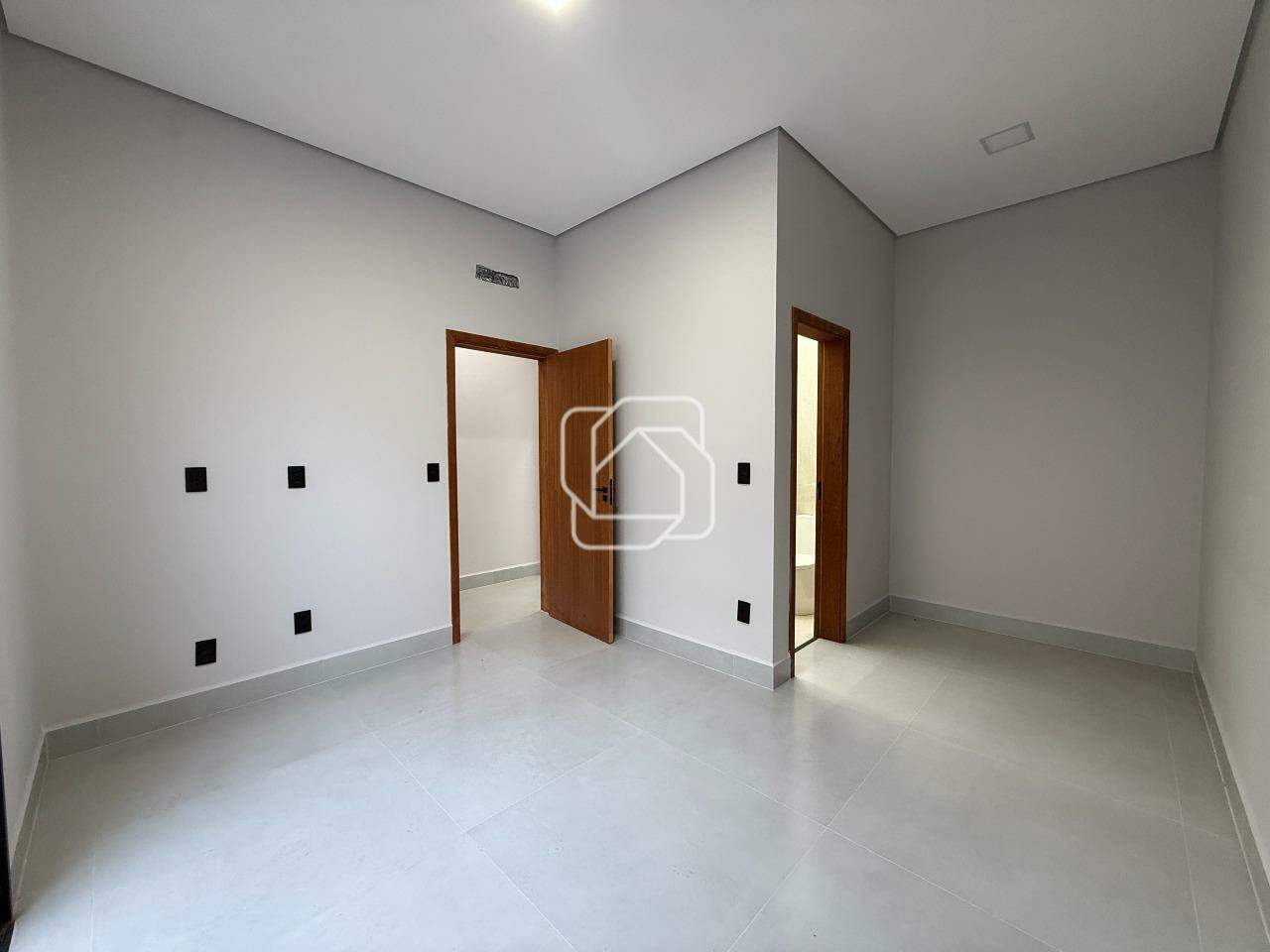 Casa de Condomínio à venda em Indaiatuba - SP - Jardim Villa Sapezal: Dormitório