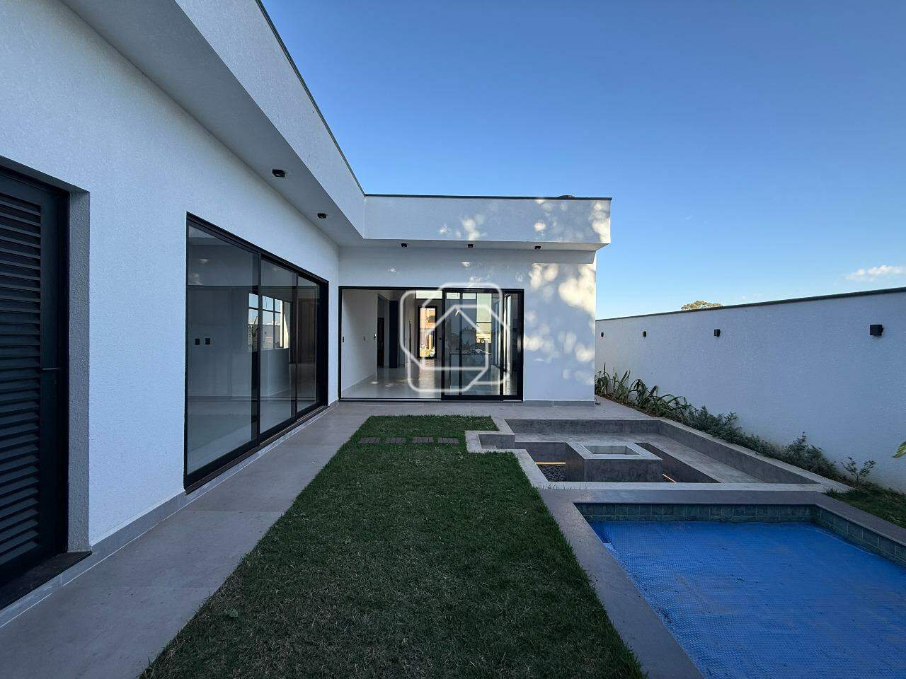 Casa de Condomínio à venda em Indaiatuba - SP - Jardim Villa Sapezal: Área externa