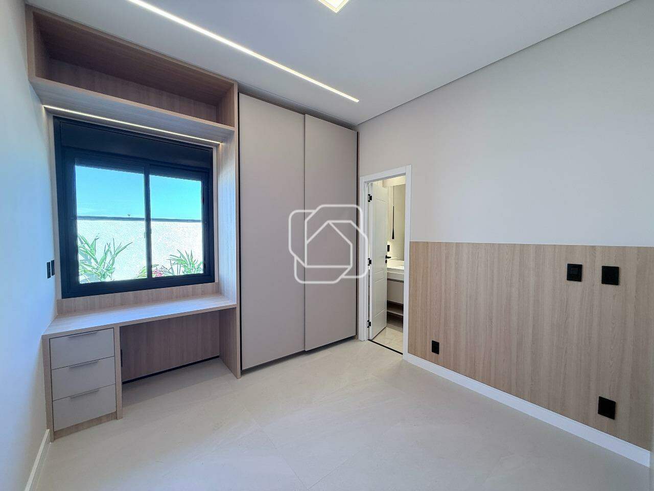 Casa de Condomínio à venda em Salto - SP - Residencial Lagos D’Icaraí: Quarto
