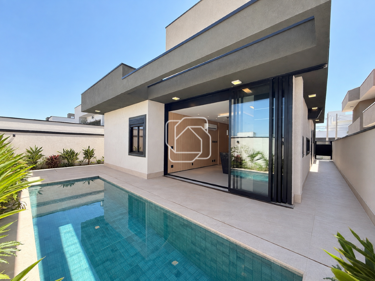 Casa de Condomínio à venda em Salto - SP - Residencial Lagos D’Icaraí: Piscina