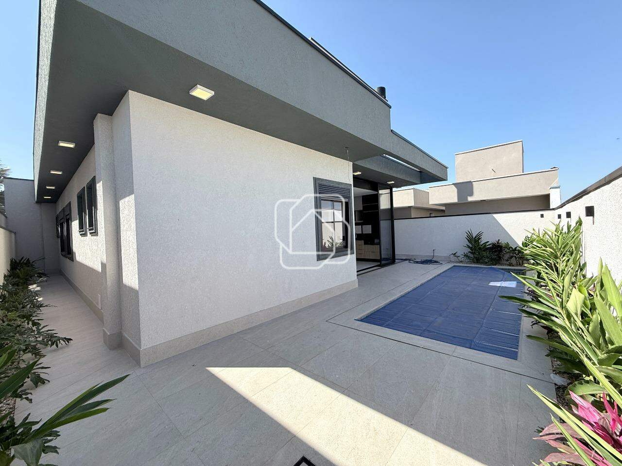 Casa de Condomínio à venda em Salto - SP - Residencial Lagos D’Icaraí: Área externa