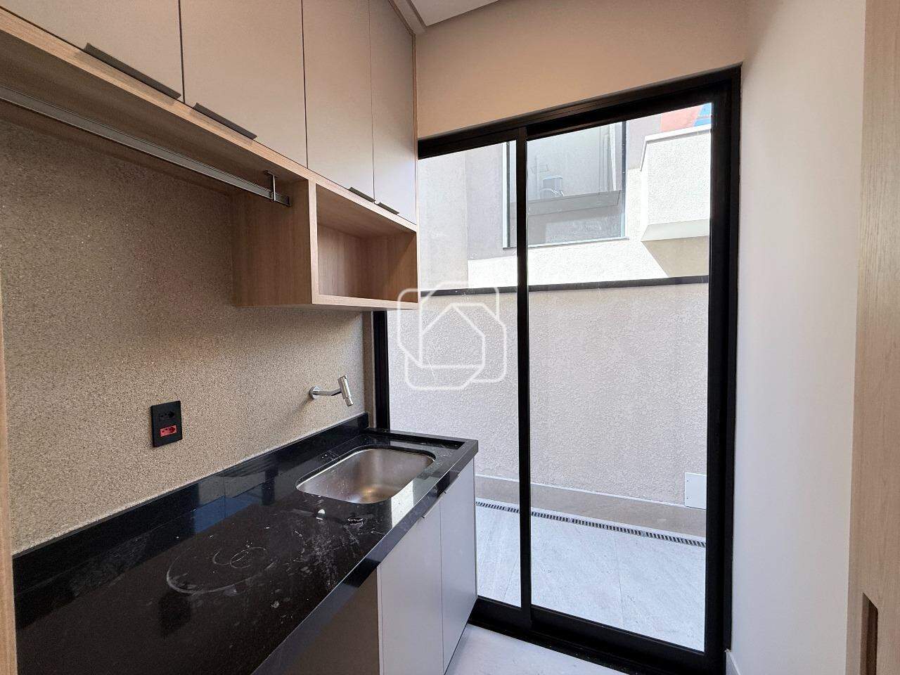 Casa de Condomínio à venda em Salto - SP - Residencial Lagos D’Icaraí: Lavanderia