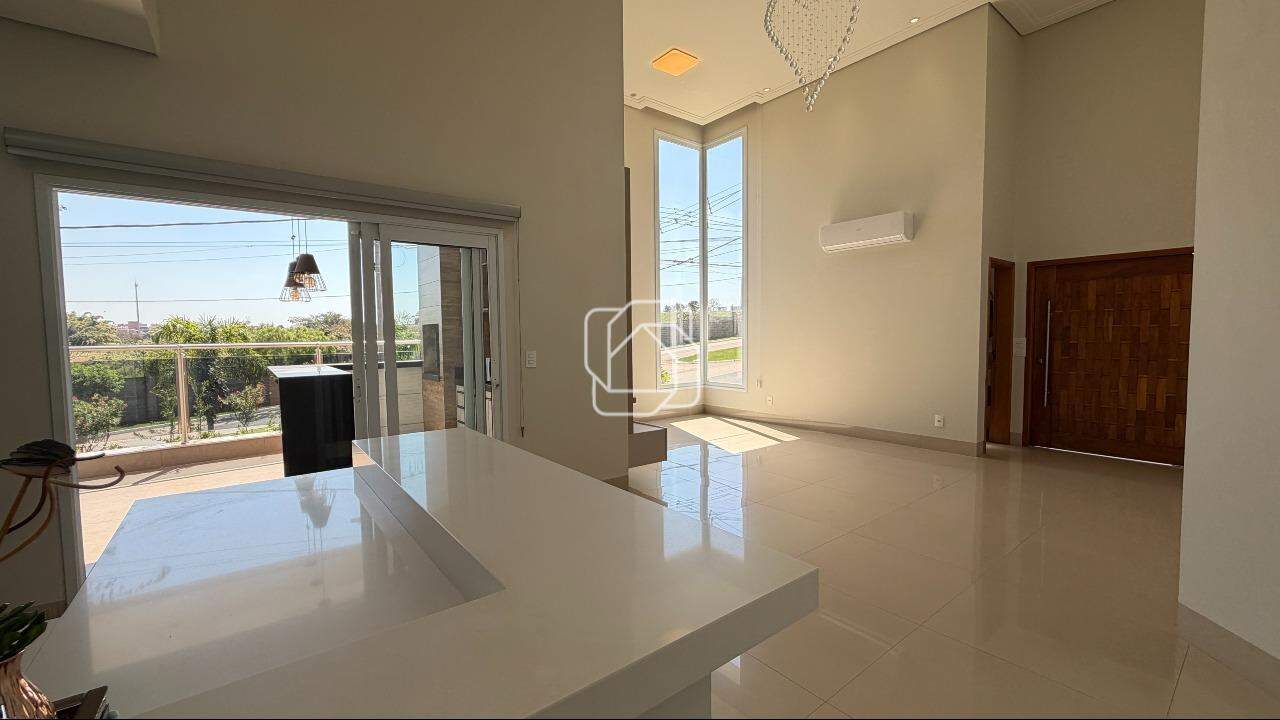Casa de Condomínio à venda em Salto - SP - Reserva Central Parque: Área integrada