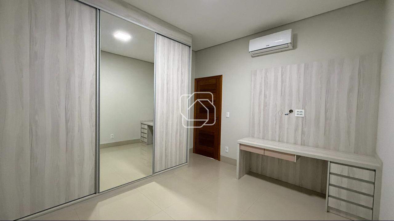 Casa de Condomínio à venda em Salto - SP - Reserva Central Parque: Suíte